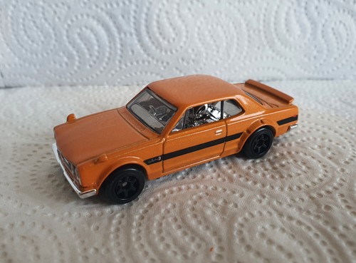 Hot wheels nissan - 71, skyline