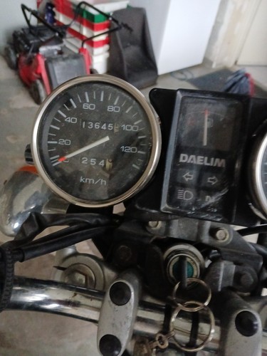 Moto 125 cm3 - moto, daelim