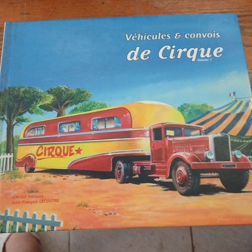 Cirque vehicules convois - cirque,