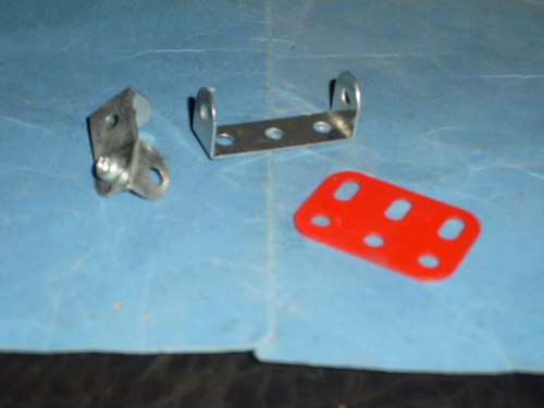 Lot pièces meccano - meccano, dont
