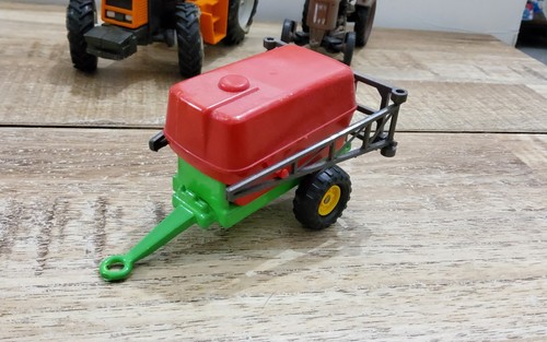 Tracteur pulvérisateur 2000l