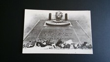 Carte postale ancienne LL 3 " PARIS Dalle du Soldat Inconnu"