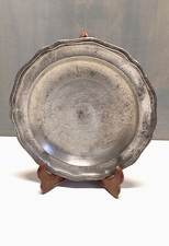 Assiette ancienne en étain -