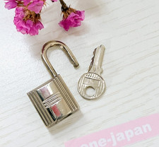 Cadenas HERMES et clé Cadena