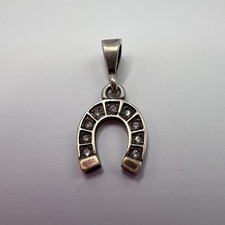 Ancien pendentif fer à cheval