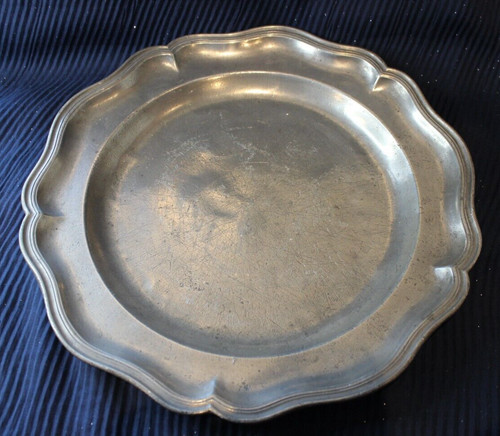 Gros plat époque louis xv - d'époque,