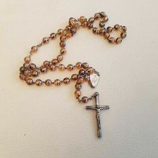 Ancien chapelet en verre teint