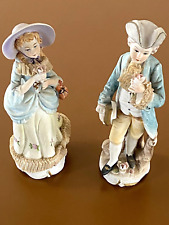 Biscuit polychrome Couple de personnages galands fonds de stock très bon état