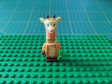 LEGO The Movie 2 Giraffe Guy