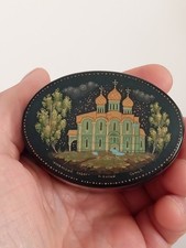 petite boite laquée Russe