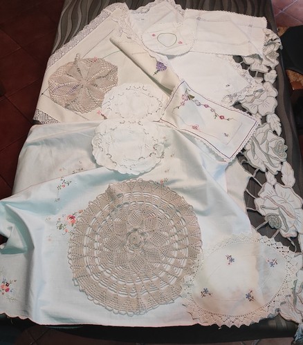 Lot napperons nappes textiles - lot,