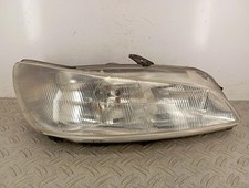 Optique avant principal droit