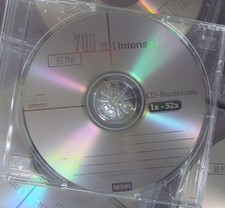 LOT 30 CD vierges dans