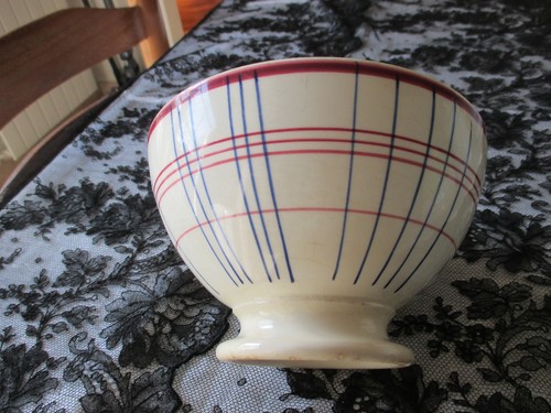 Très ancien bol gien modèle - très,