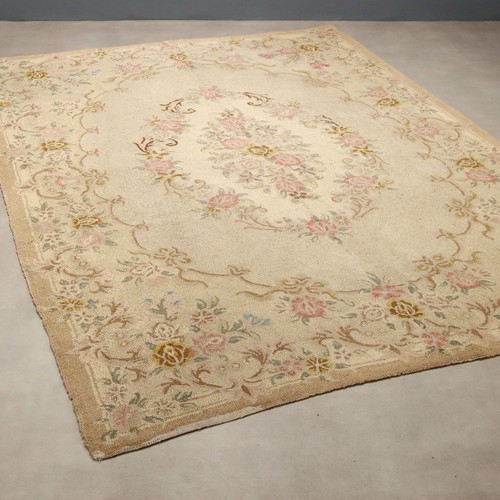 Tapis middle point - tapis, ancien