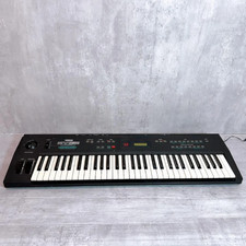 Synthétiseur Yamaha SY-35