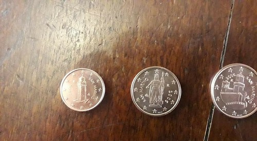 Cents euros de - 2, saint
