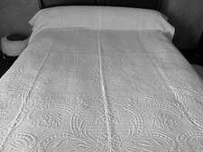 Linge ancien Petit Couvre Lit Provençal piqué Blanc Époque Napoleon lll