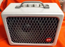 ZT LBG2 LUNCH BOX GUITAR AMP