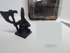 Tueur de Dragons Hache Runique