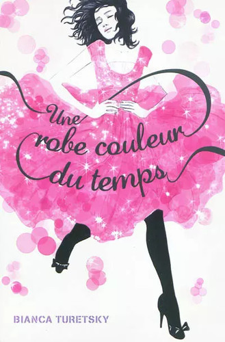 Une robe couleur - , du
