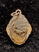 Ancienne médaille religieuse VIERGE ND LOURDES