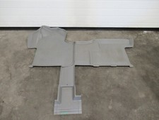Tapis de sol avant gauche et
