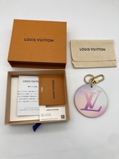 Porte-clés Louis Vuitton Porte Cles Illustre breloque avec boite M00666 LV au...