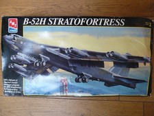 Maquette Avion 1/72 AMT Ref 8623 B-52H Stratofortress (Sans notice)