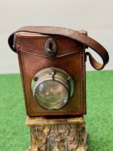 Lampe poche militaire - de,