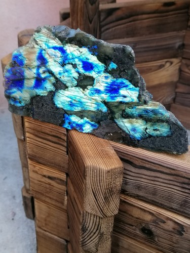 Labradorite polie face avant