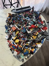 GROS LOT DE VERITABLE  PIECES LEGO EN VRAC CITY POLICE 7287 KNIGHTS NEXO ET PLUS