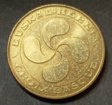 MÉDAILLE CROIX BASQUE