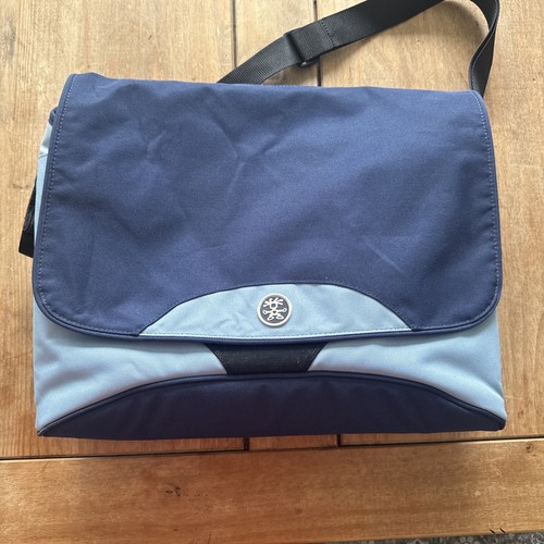 Crumpler the skivvy large - crumpler,