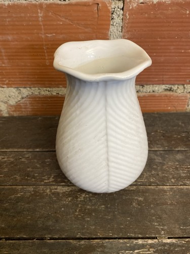 Vase ancien céramique blanche - ancien,