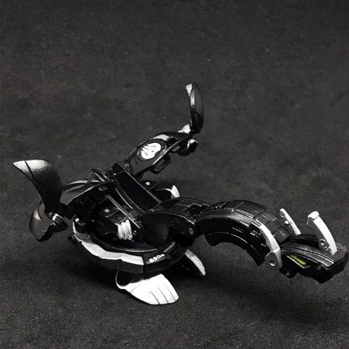 Bakugan iron dragonoid darkus - dragonoid,
