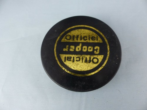 Palet puck ice hockey - palet,