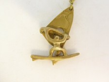 Porte-Clés / Key Ring - PLANCHE A VOILE - VELIPLANCHISTE - WINDSURFER - 3D -TOP