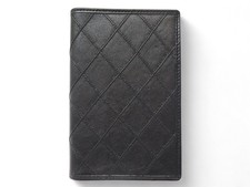 PORTE CALEPIN CHANEL ETUI PASSEPORT CUIR MATELASSE NOIR DIARY COVER WALLET 920€