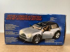 FUNCAR JOUET DE BAZAR VOITURE A CONDUITE AUTOMATIQUE EN BOITE D6