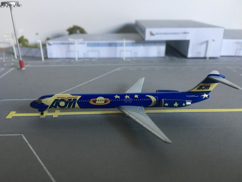 Herpa wings 500 507677 aom - herpa,