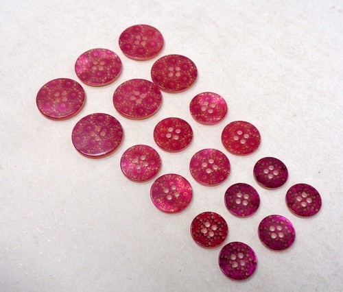 Lot boutons anciens en - 18,