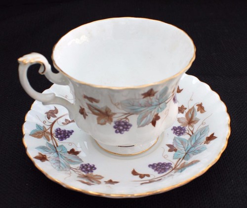 Vintage royal albert - vintage,