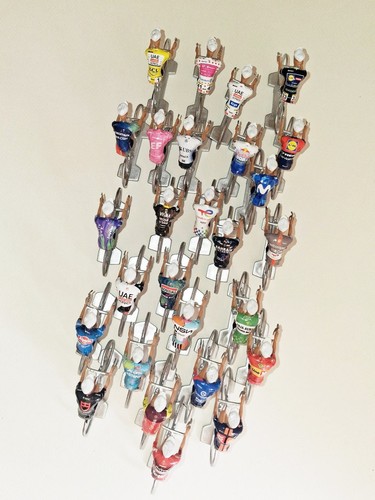 Cyclistes miniatures - 27,