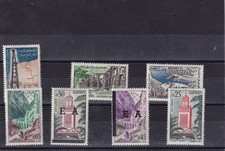 ALGERIE TP 361/2 - 364/367 avec charnière - port gratuit