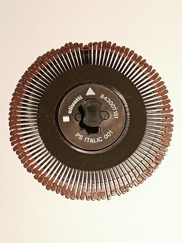 Marguerite machine écrire - marguerite,