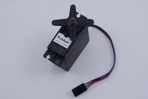 Servo standard avec fiche - avec,