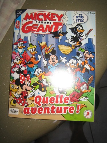 Bande dessinée mickey - bande, parade