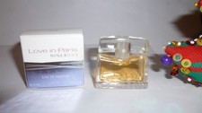 JOLIE miniature  LOVE IN PARIS   de  NINA RICCI  pleine + BOITE  NEUVE ed parfum