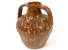 Jarre à huile ancienne terre